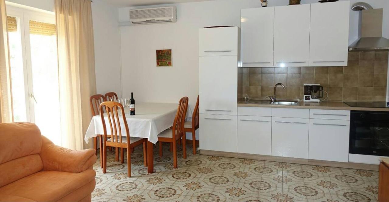 Calm Sea View Apartment Banjole Ngoại thất bức ảnh